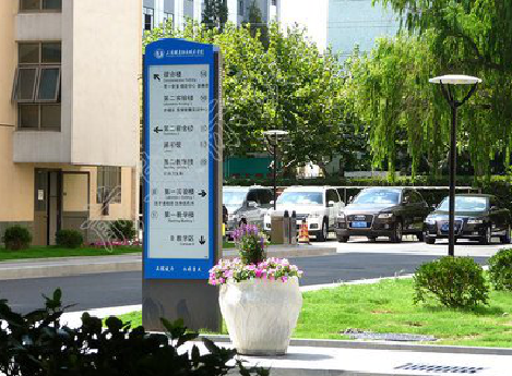 横州哪些因素影响宣传栏的制作？